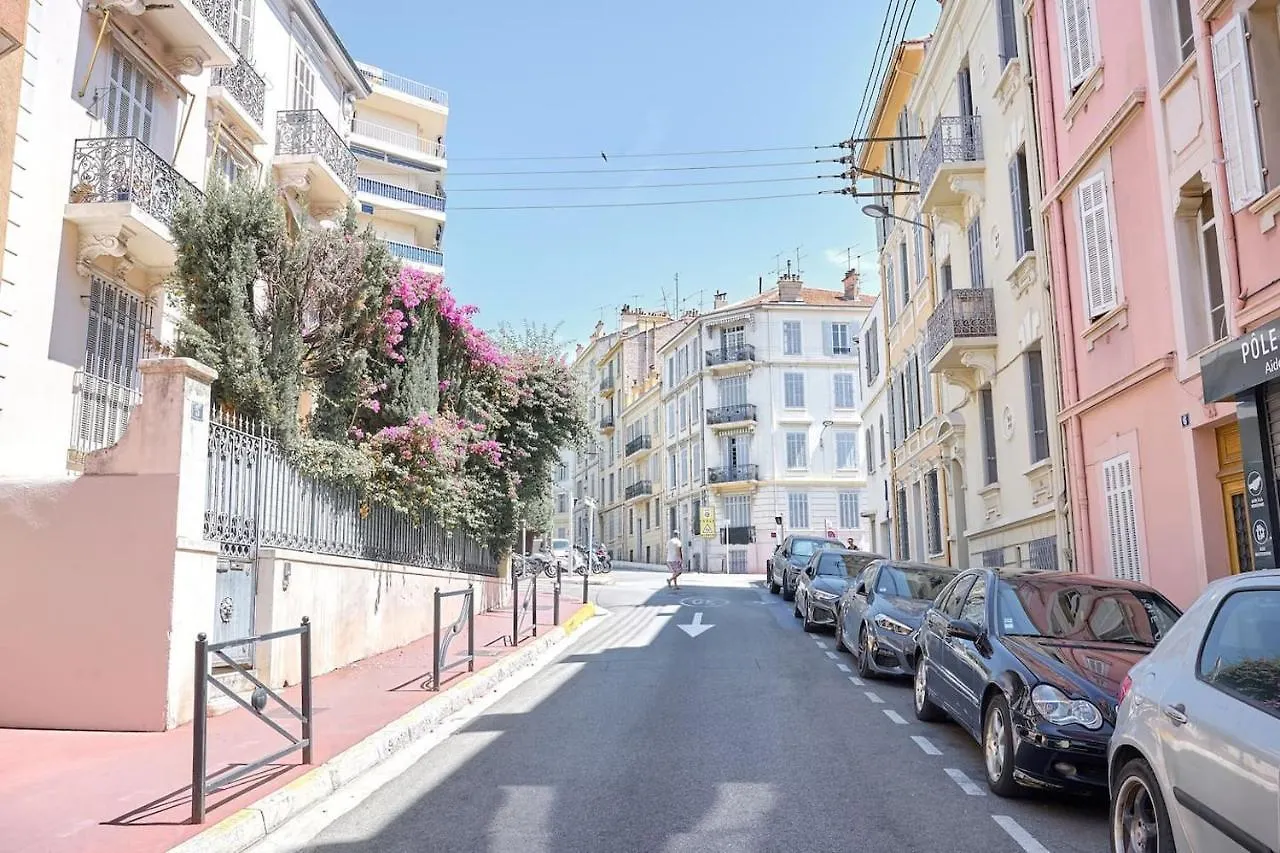 Azurappart 3-Rooms Cannes Carnot アパート